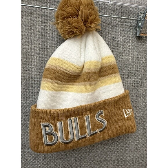 NWT New Era Chicago Bulls City Edition Beanie 2025 NBA Knit Hat Youth Tan $31.99 - Picture 1 of 4